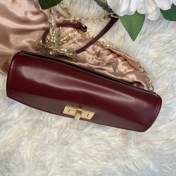 NWT Glass Ladder & Co Jackie crossbody in maroon - Picture 2 of 10